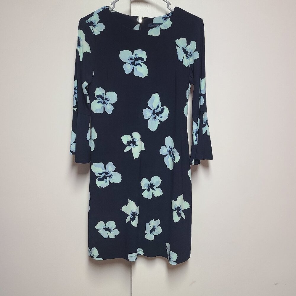 Short dress floral